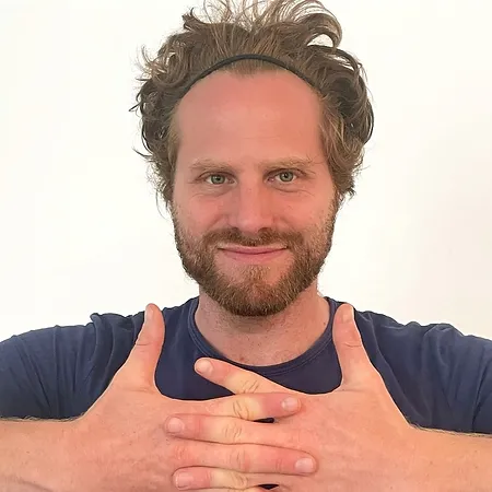 Kundalini und Hatha Yogalehrer Ausbildung Österreich Clemens